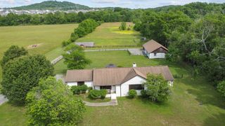 170 Upper Station Camp Crk Rd, Gallatin, TN 37066