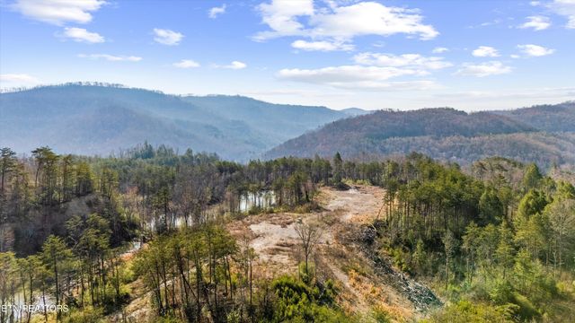 Stinking Creek Rd, Pioneer, TN 37847