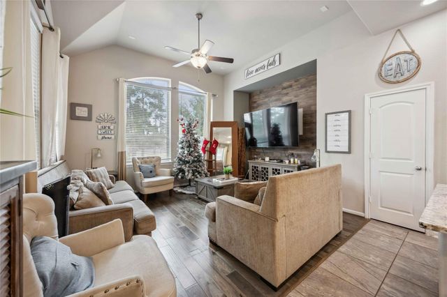 12419 Alora Bluff Trail, Humble, TX 77346