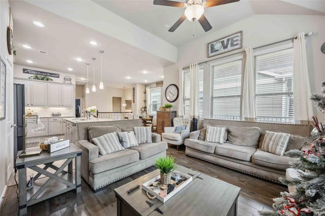 12419 Alora Bluff Trail, Humble, TX 77346