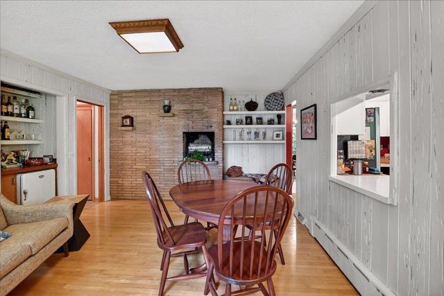 11 Fuller Drive, Madison, WI 53704