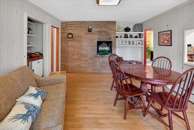 11 Fuller Drive, Madison, WI 53704