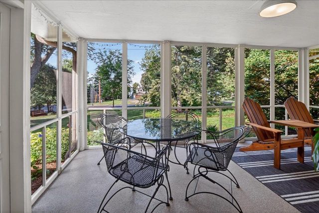11 Fuller Drive, Madison, WI 53704