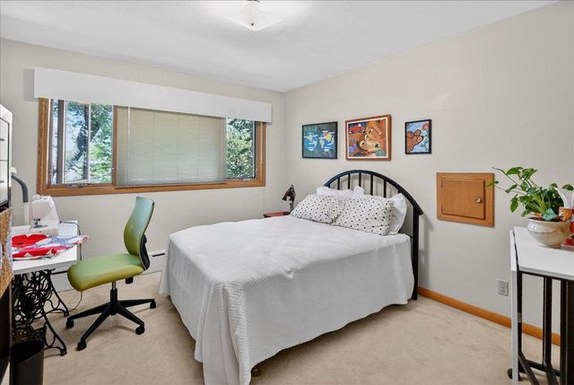 11 Fuller Drive, Madison, WI 53704