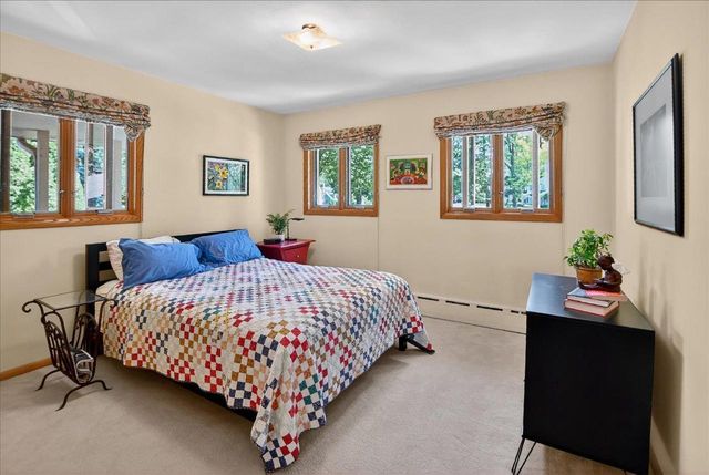 11 Fuller Drive, Madison, WI 53704
