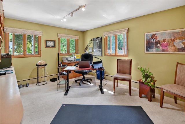 11 Fuller Drive, Madison, WI 53704