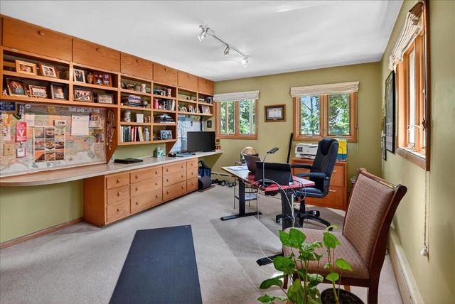 11 Fuller Drive, Madison, WI 53704