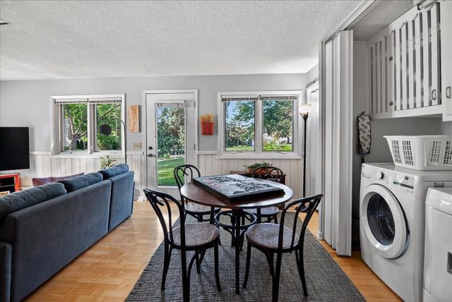 11 Fuller Drive, Madison, WI 53704