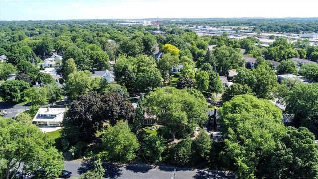 11 Fuller Drive, Madison, WI 53704