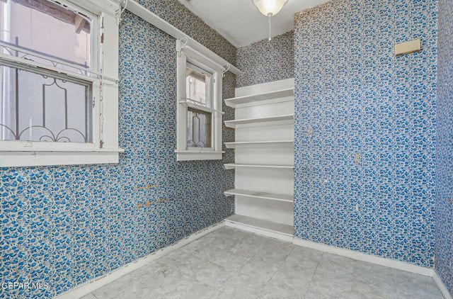 1008 E RIO GRANDE Avenue, El Paso, TX 79902