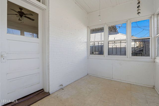 1008 E RIO GRANDE Avenue, El Paso, TX 79902