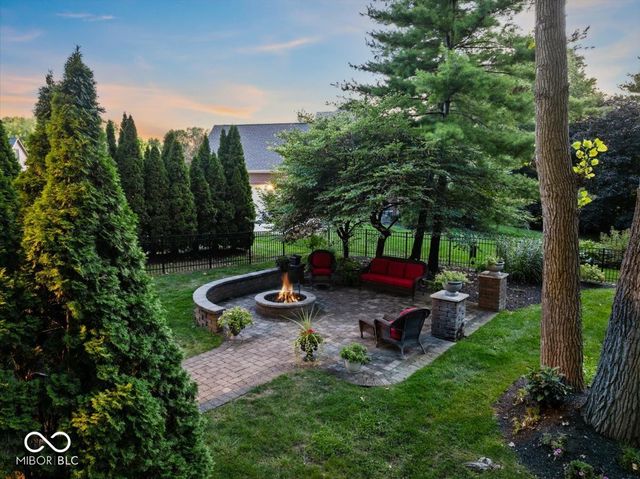 9972 Woods Edge Drive, Fishers, IN 46037