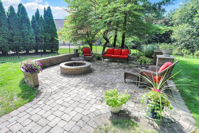 9972 Woods Edge Drive, Fishers, IN 46037