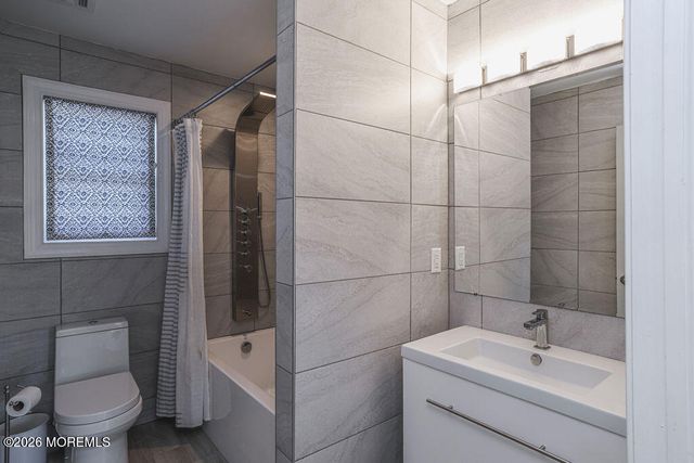 2005 Long Beach Boulevard, Beach Haven, NJ 08008