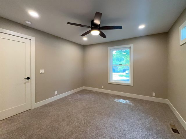 3414 Opal Drive, Ames, IA 50010