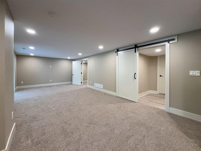 3414 Opal Drive, Ames, IA 50010