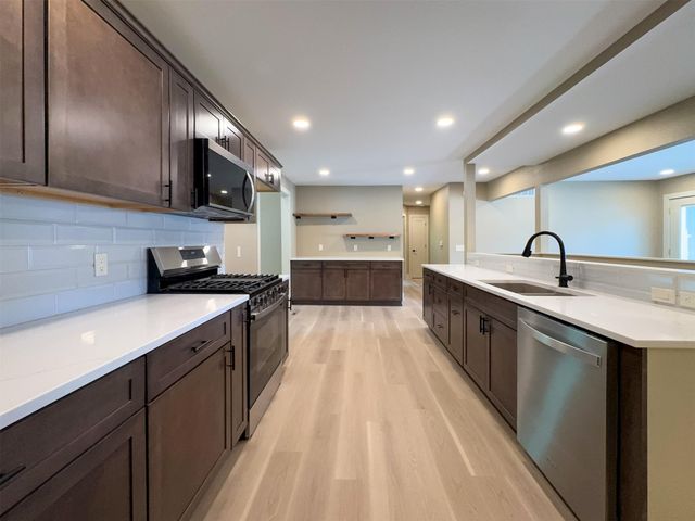 3414 Opal Drive, Ames, IA 50010