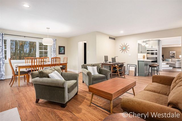 860 Sylvan Drive, Battle Creek, MI 49017