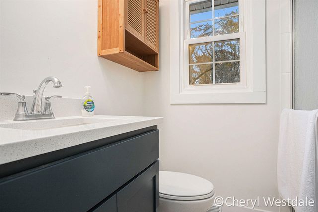 860 Sylvan Drive, Battle Creek, MI 49017