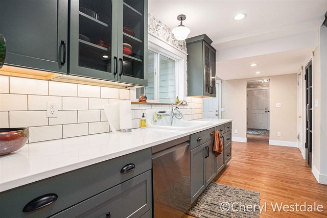 860 Sylvan Drive, Battle Creek, MI 49017