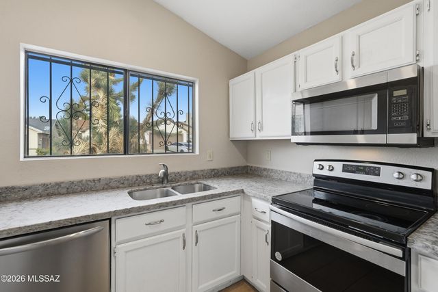 5133 W Citrine Place, Tucson, AZ 85742