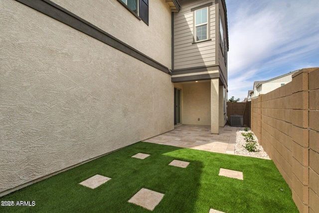 2831 S CENTRAL Drive, Chandler, AZ 85286