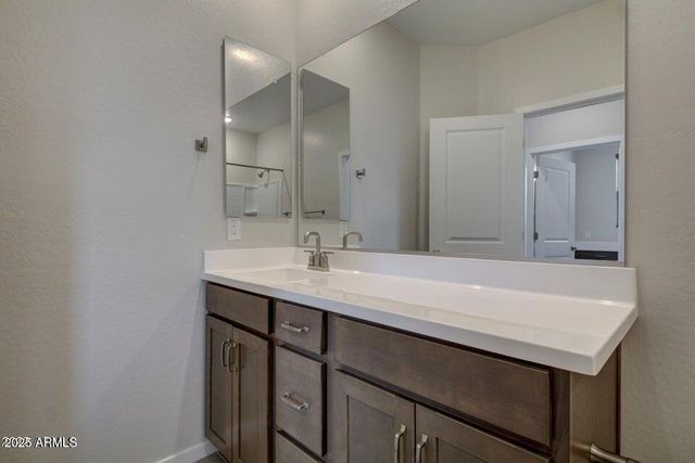 2831 S CENTRAL Drive, Chandler, AZ 85286