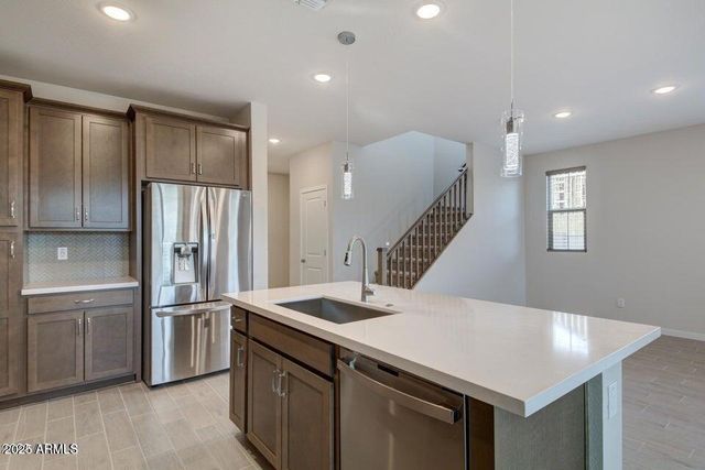 2831 S CENTRAL Drive, Chandler, AZ 85286