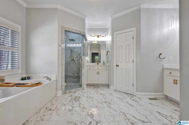 565 PARK LAKE LANE, Helena, AL 35080