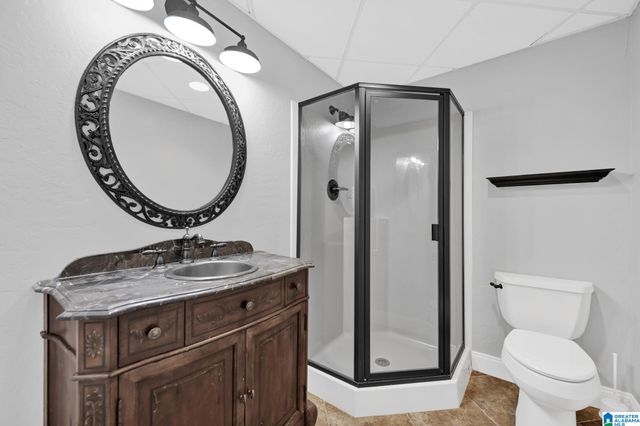 565 PARK LAKE LANE, Helena, AL 35080