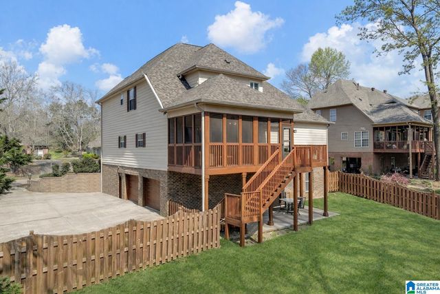 565 PARK LAKE LANE, Helena, AL 35080