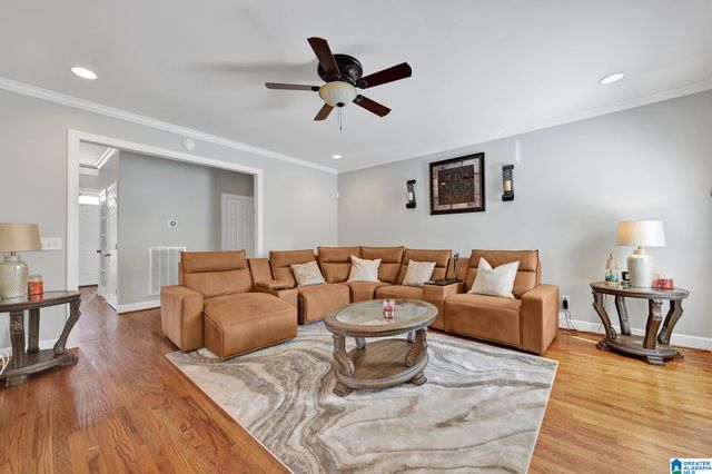 565 PARK LAKE LANE, Helena, AL 35080