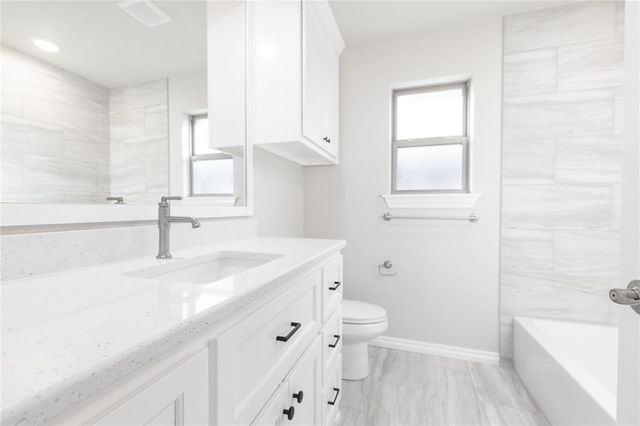 9305 NW 115th Terrace, Yukon, OK 73099