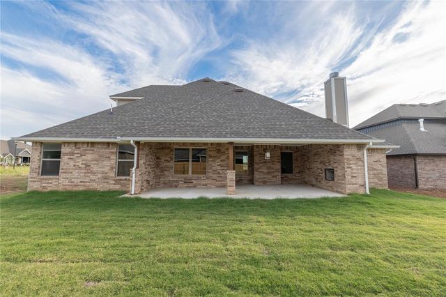 9305 NW 115th Terrace, Yukon, OK 73099
