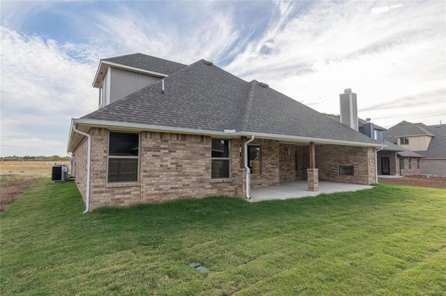 9305 NW 115th Terrace, Yukon, OK 73099