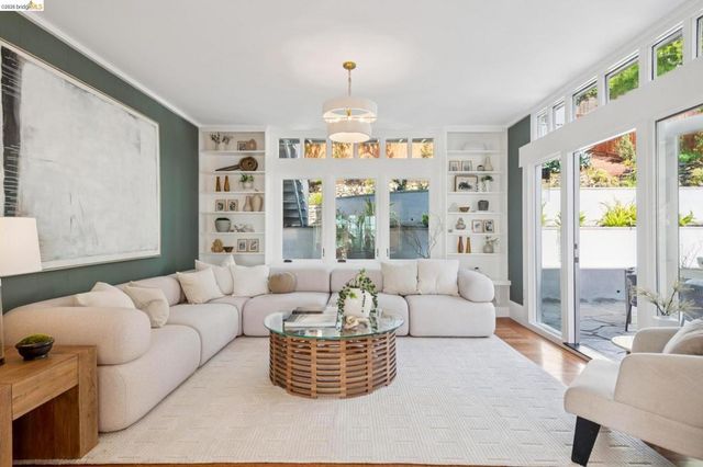 1001 Cragmont Ave, Berkeley, CA 94708