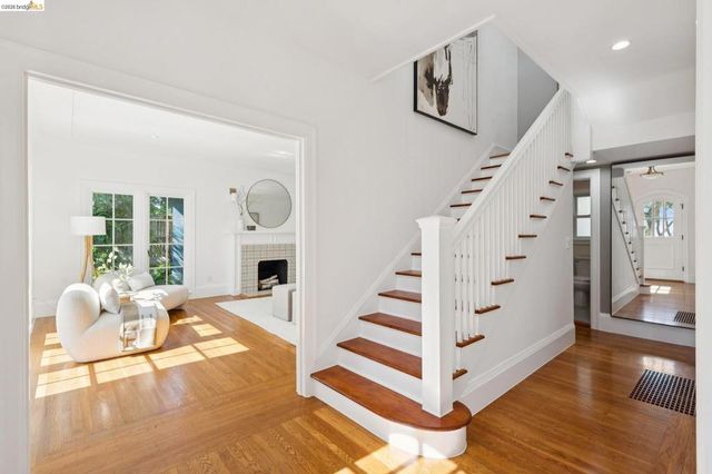 1001 Cragmont Ave, Berkeley, CA 94708