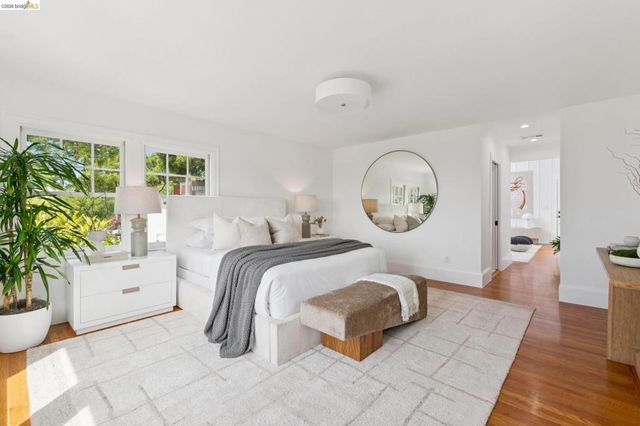 1001 Cragmont Ave, Berkeley, CA 94708