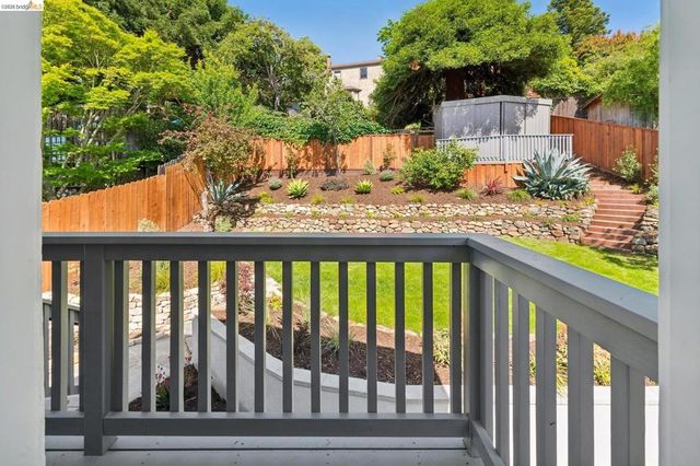 1001 Cragmont Ave, Berkeley, CA 94708