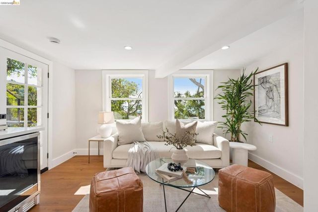 1001 Cragmont Ave, Berkeley, CA 94708
