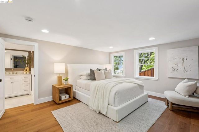 1001 Cragmont Ave, Berkeley, CA 94708