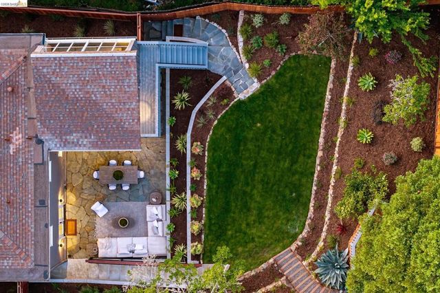 1001 Cragmont Ave, Berkeley, CA 94708