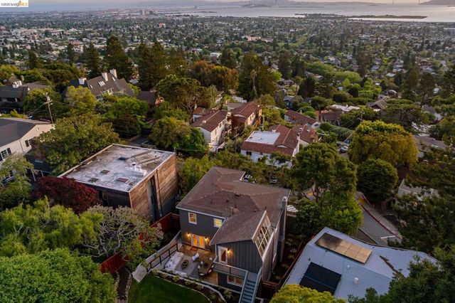 1001 Cragmont Ave, Berkeley, CA 94708