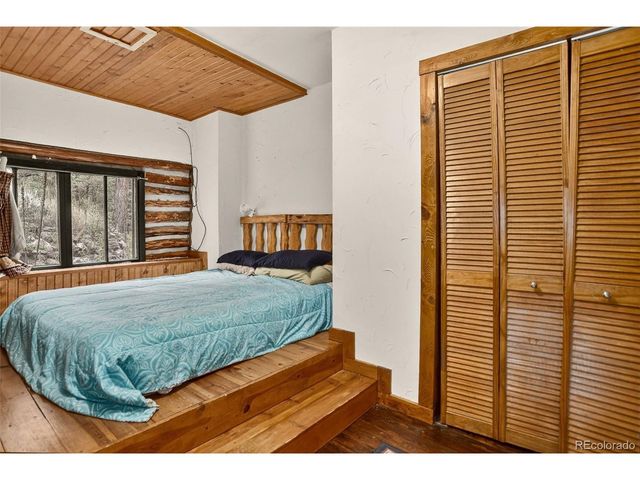 27403 Schuyler Gulch Rd, Pine, CO 80470