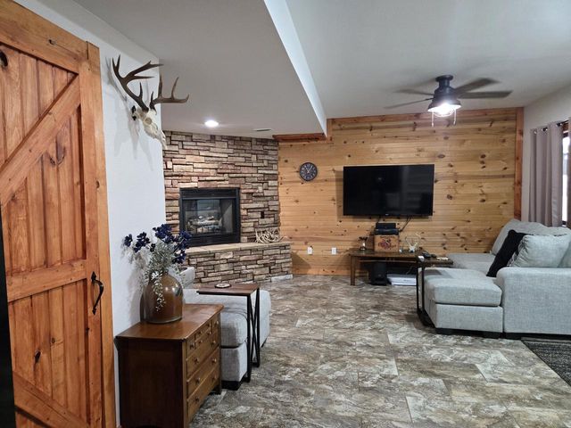 1720 E Road Five, Edgerton, WI 53534