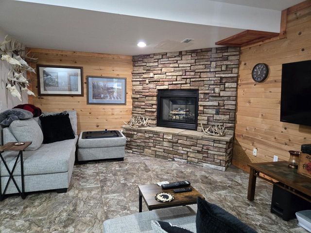 1720 E Road Five, Edgerton, WI 53534
