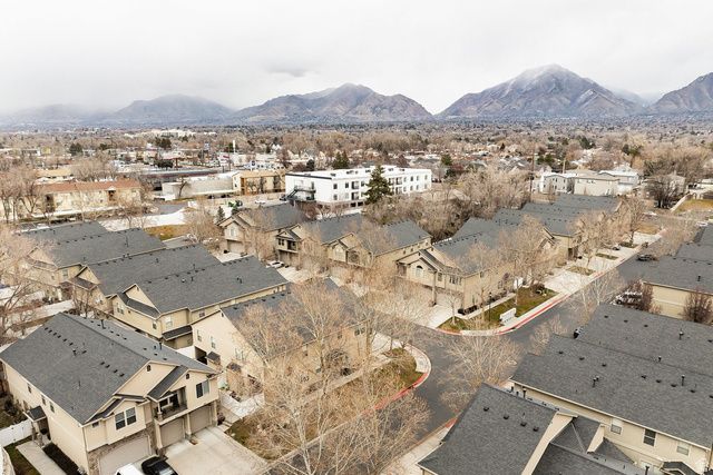4594 S RED SAGE CT, Salt Lake City, UT 84107