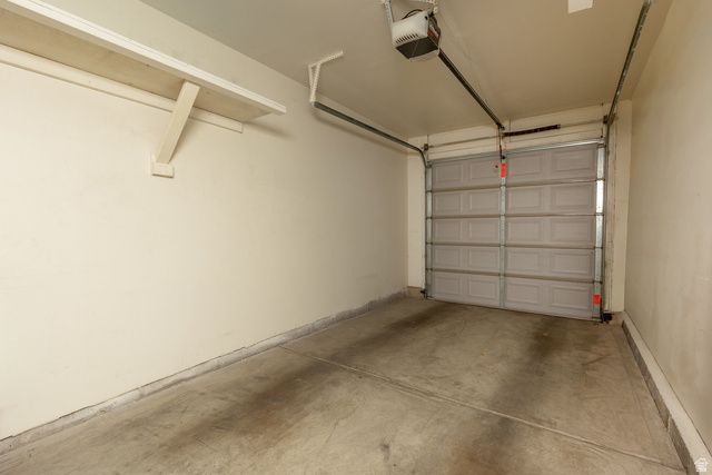 4594 S RED SAGE CT, Salt Lake City, UT 84107