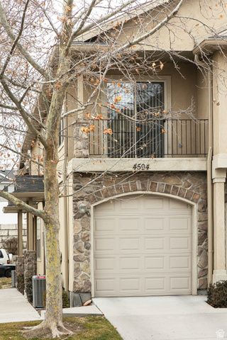 4594 S RED SAGE CT, Salt Lake City, UT 84107