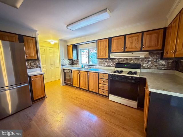 37 LOFT MOUNTAIN DR, Sicklerville, NJ 08081